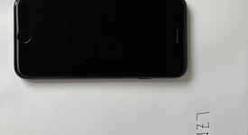 Fair
													Apple iPhone SE 2nd Gen 2020 - Unlocked, Black, 64 GB, A2275, photo 2 of 7