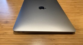 Good
													MacBook Air 2020 - 13" - Apple M1, Gray, 256 GB, 8 GB, photo 4 of 9