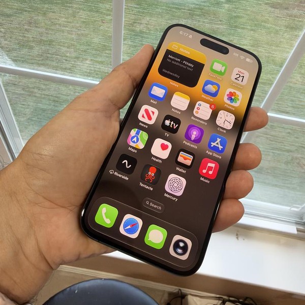 Apple iPhone 15 Pro - Unlocked, 256 GB, Black, A2848