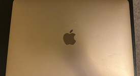 Good
													MacBook Air 2018 - 13" - I5, Silver, 512 GB, 16 GB, photo 2 of 3