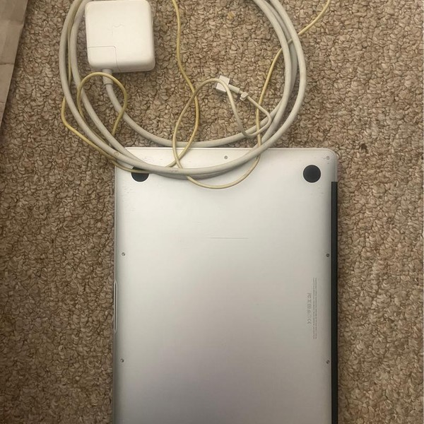 MacBook Air 2017 - 13 inch - 128 GB, Silver, 8 GB, Intel Core i5