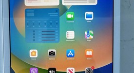 Good
													Apple iPad 6th Gen - Wi-Fi, Silver, 32 GB, A1893, photo 3 of 12