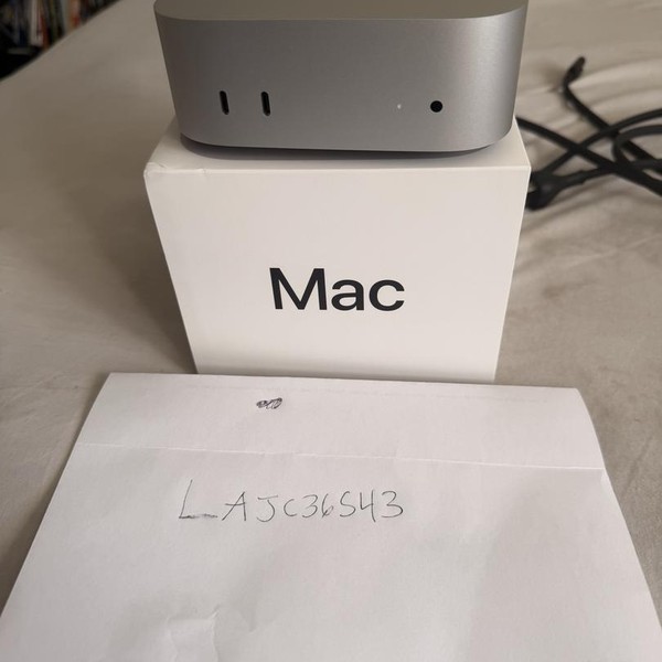 Mac Mini 2024 - 256 GB, 16 GB, Apple M4