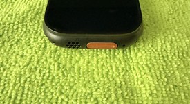 Mint
													Apple Watch Ultra 2 49mm - Unlocked, Black, A2986, photo 4 of 9