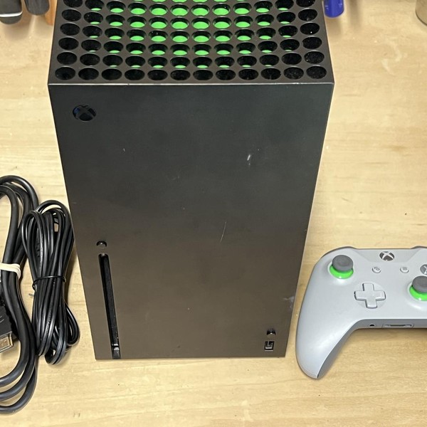 Xbox Series X (2020) - 1 TB, Black, standard