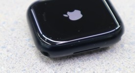 Good
													Apple Watch Series 7 41mm - Unlocked, Midnight, A2475 - Cellular, Aluminum, photo 3 of 10