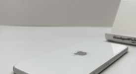 Mint
													Apple iPhone SE 2nd Gen 2020 - Unlocked, White, 64 GB, A2275, photo 6 of 6