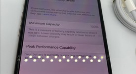 Mint
													Apple iPhone Xs - Unlocked, Gold, 64 GB, A1920, photo 2 of 8