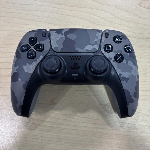 DualSense Wireless Controller - Camo