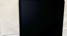 Mint
													Apple iPad Pro 11" 4th Gen 2022 - Unlocked, Gray, 512 GB, photo 3 of 8