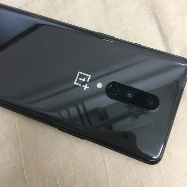 OnePlus 8 - T-Mobile, 128 GB, Black, 8 GB, IN2017