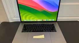 Good
													MacBook Pro 2018 (With Touch Bar) - 15" - I7, Gray, 512 GB, 16 GB, photo 3 of 9