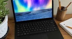 Mint
													Microsoft Surface Laptop 3 - I7, Black, 256 GB, 16 GB, 13.5", photo 1 of 15