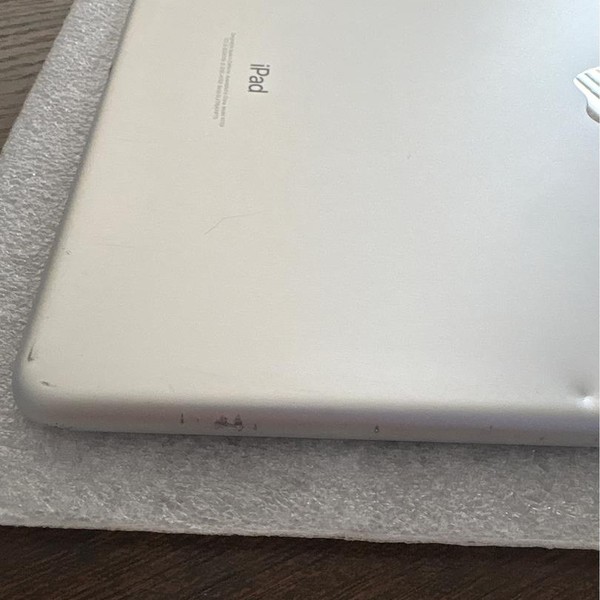 Apple iPad Pro 10.5 inch - Unlocked, 512 GB, Silver