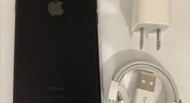 Mint
													Apple iPhone 7 - Unlocked, Black, 128 GB, A1778, GSM, photo 6 of 6