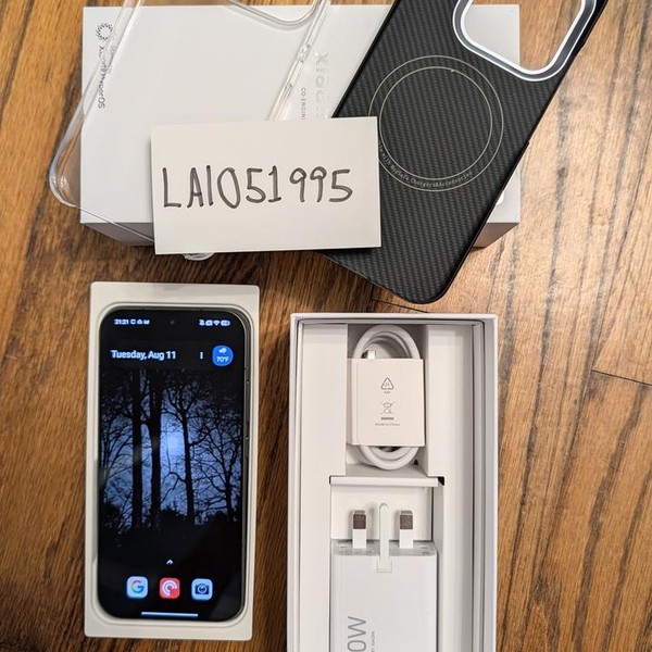 Xiaomi 17 - Unlocked Non-US, 256 GB, Black, 12 GB