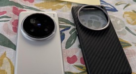 Mint
													Vivo X200 Pro - Unlocked Non-US, Titanium, 512 GB, 16 GB, photo 2 of 6