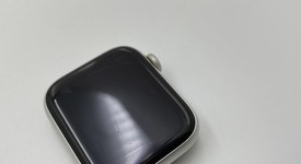 Fair
													Apple Watch Series 6 44mm - Silver, A2292 - GPS, Aluminum, photo 5 of 7