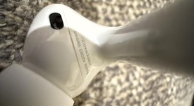 Used
													Apple AirPods Pro 1st Gen - MagSafe Case, photo 3 of 8