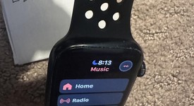 Fair
													Apple Watch SE 2nd Gen 44mm - Midnight, A2723 - GPS, Aluminum, photo 5 of 7