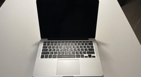 Mint
													MacBook Pro 2015 (Retina) - 13" - Silver, 128 GB, 8 GB, photo 1 of 8