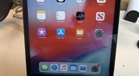 Good
													Apple iPad Mini 2 Retina - Unlocked, Black, 16 GB, photo 5 of 5