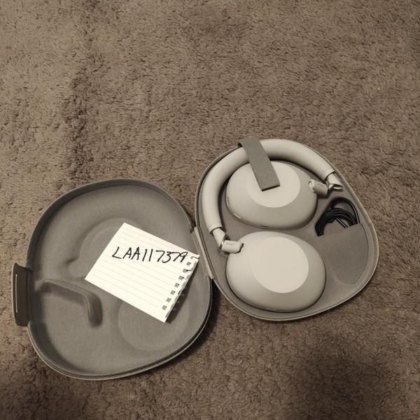 Sony WH-1000XM6 - Platinum Silver