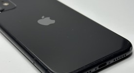 Fair
													Apple iPhone 11 - Unlocked, Black, 64 GB, A2111, photo 4 of 8