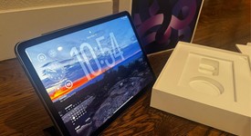 Good
													Apple iPad Air 5th Gen - Wi-Fi, Purple, 64 GB, A2588, photo 3 of 3