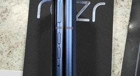 Mint
													Motorola Razr 2025 - Unlocked, Blue, 256 GB, 8 GB, photo 3 of 8
