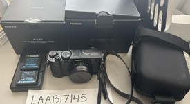 Mint
													Fuji X100VI - Black, photo 3 of 6