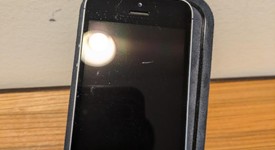 Good
													Apple iPhone SE 1st Gen 2016 - Unlocked, Grey, 32 GB, A1662, photo 4 of 10