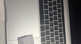 Good
													MacBook Pro 2019 - 15" - I7, Silver, 256 GB, 16 GB, photo 3 of 5
