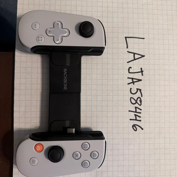Backbone One Controller - Lightning (iPhone), PlayStation