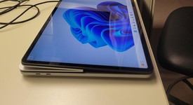 Good
													Microsoft Surface Laptop Studio - I7, Platinum, 512 GB, 16 GB, photo 4 of 7