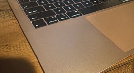 Fair
													MacBook Air 2019 - 13" - I5, Gold, 128 GB, 8 GB, photo 3 of 6