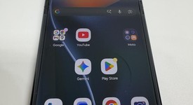 Mint
													Motorola Razr (2025) - Unlocked, Blue, 256 GB, 8 GB, photo 1 of 16