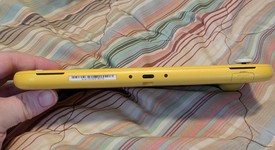 Fair
													Nintendo Switch Lite - Yellow, photo 4 of 6