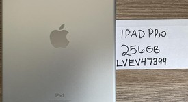 Mint
													Apple iPad Pro 9.7" - Wi-Fi, Gray, 256 GB, A1673, photo 2 of 7