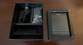 Mint
													Blackberry Passport - Unlocked, Black, 32 GB, photo 5 of 21