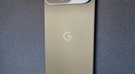 Mint
													Google Pixel 9 - Unlocked, Obsidian, 128 GB, 12 GB, G2YBB, photo 3 of 10