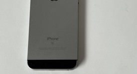 Good
													Apple iPhone SE 1st Gen 2016 - Unlocked, Grey, 64 GB, A1662, photo 3 of 7
