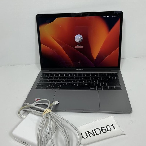 MacBook Pro 2017 (No Touch Bar) - 13 inch - 128 GB, Gray, 8 GB, Intel Core i5
