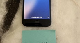 Fair
													Apple iPhone SE 3rd Gen 2022 - Unlocked, Midnight, 64 GB, A2595, photo 4 of 5