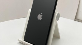 Good
													Apple iPhone SE 2nd Gen 2020 - Unlocked, Black, 64 GB, A2275, photo 3 of 9