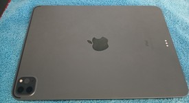 Mint
													Apple iPad Pro 11" 3rd Gen 2021 - Wi-Fi, Gray, 128 GB, photo 2 of 9