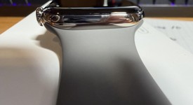 Mint
													Apple Watch Series 10 46mm - Unlocked, Natural, A3003 - Cellular, Titanium, photo 5 of 11