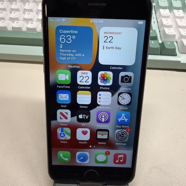 Apple iPhone 6S - Unlocked, 32 GB, Grey, A1688