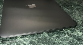 Good
													MacBook Air 2020 - 13" - I5, Silver, 512 GB, 8 GB, photo 5 of 11