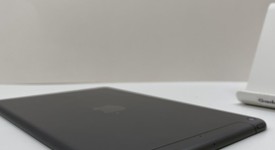 Mint
													Apple iPad Mini 5th Gen - Unlocked, Gray, 64 GB, photo 5 of 5